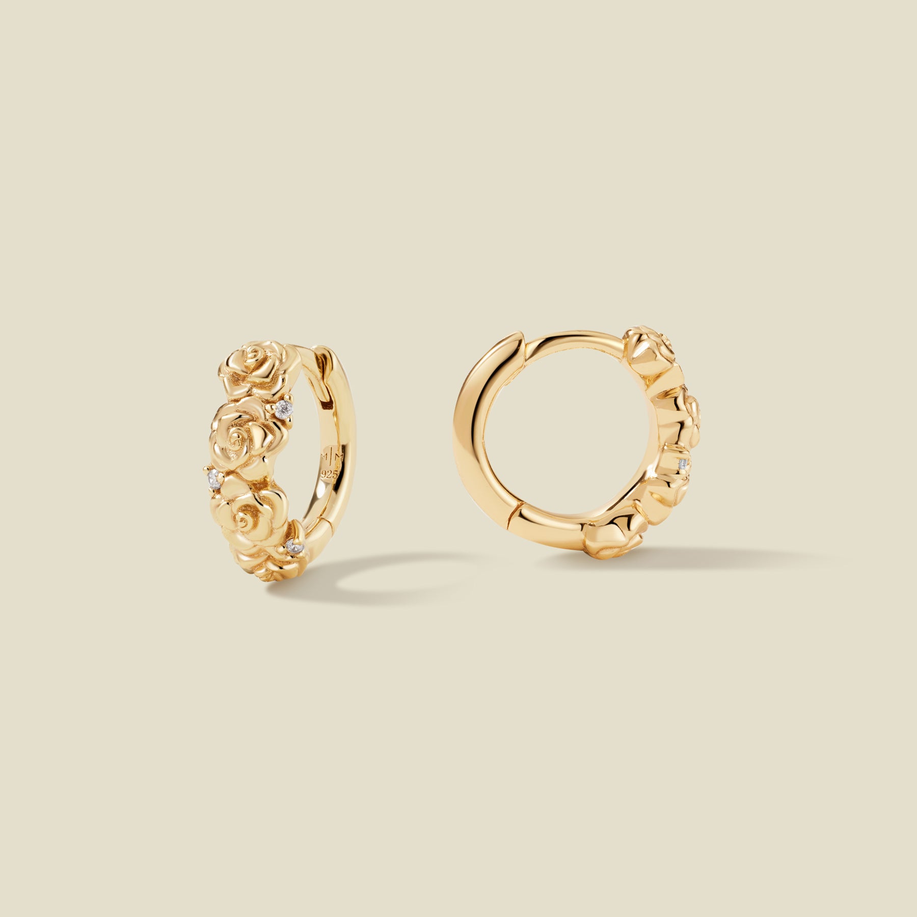 JuneRoseHoop June CZ Birth Flower Huggie Hoop Earrings - 图片 1