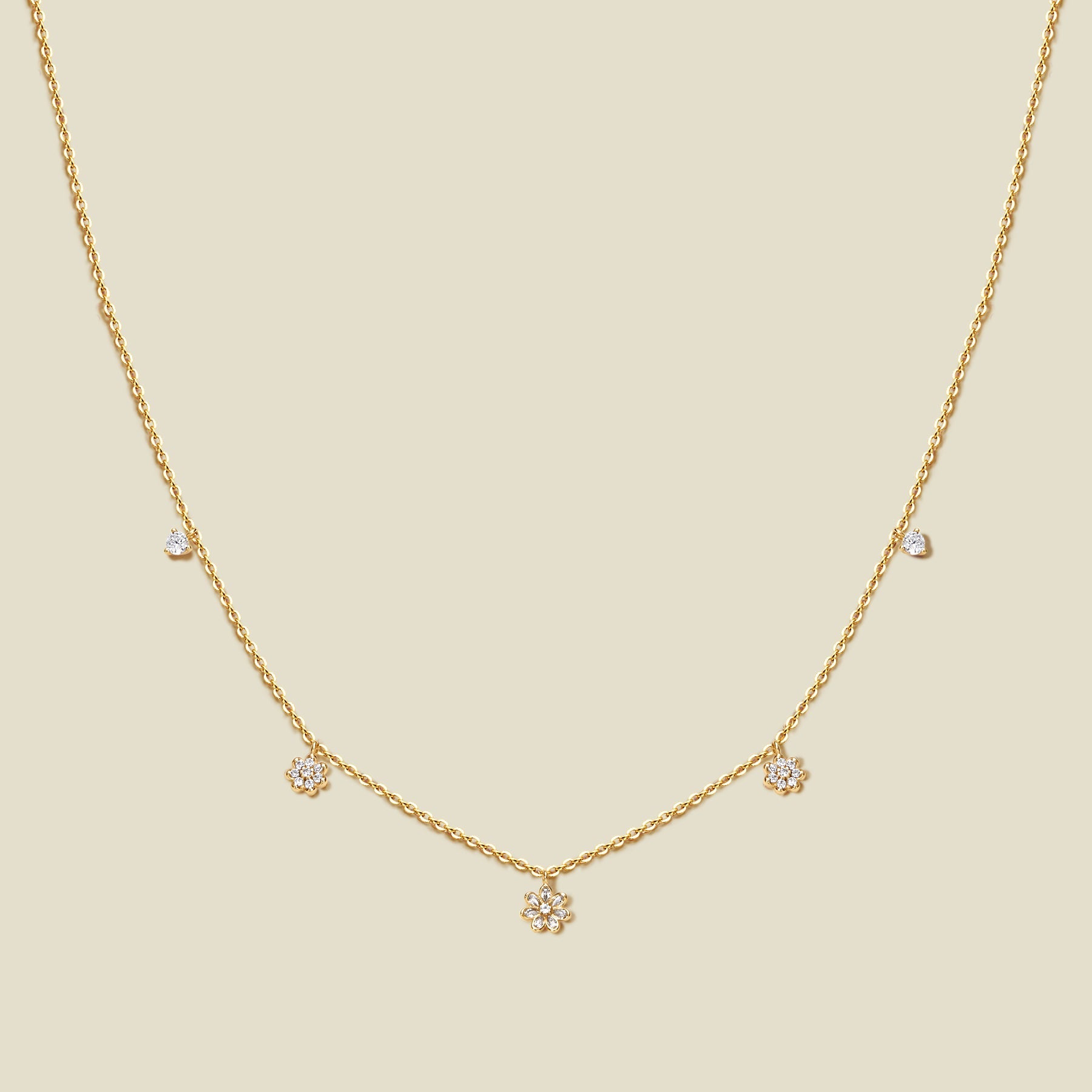 luxe-flower-floating-necklace-gold-vermeil-necklace-1144448195 Flora Luxe Floating Necklace - 图片 1